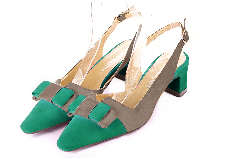 Emerald green and taupe brown women's open back shoes, with a knot. Tapered toe. Low kitten heels. Front view - Florence KOOIJMAN